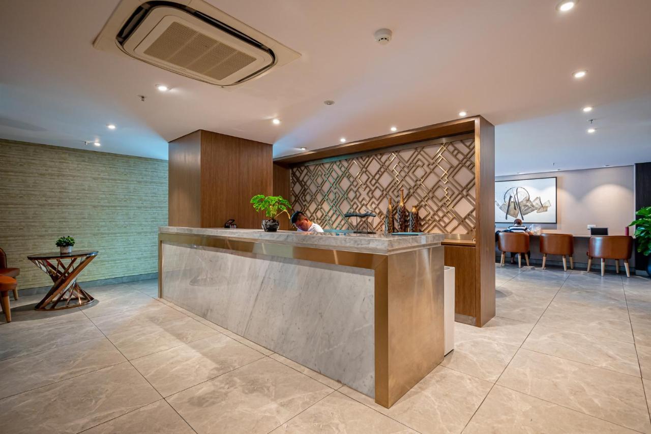 Апартаменти Luxury Retreat D1Mension Хошимін Екстер'єр фото
